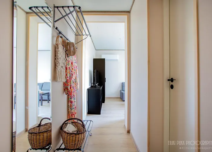 Liiva 11-3 Pesapaik, Free Parking *